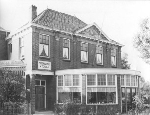 Het_Protestants_Militair_Tehuis_aan_de_Borneostraat_2;_november_196